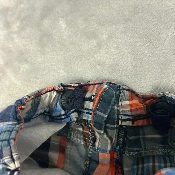 The Children's Place - Patchwork long shorts. Size 3T - Picture 4 of 4